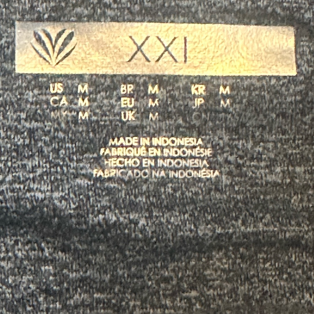 NWT forever 21 workout shorts size medium - Picture 9 of 11
